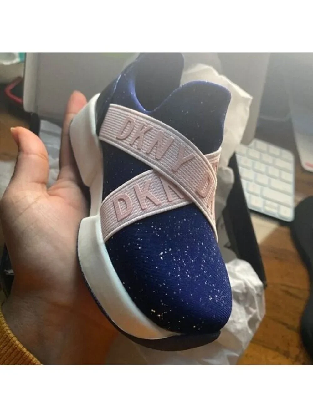 DKNY Baby Girls Casual & Fashion Sneakers Navy blush Shoes Size 6/5  Kids New